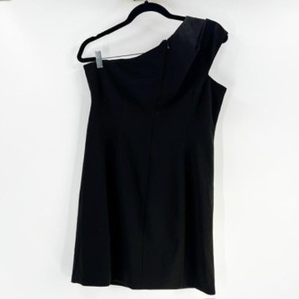 Maggy London Womens Black One Shoulder Draped Neck Sheath Cocktail Dress Size 12 - Picture 3 of 4